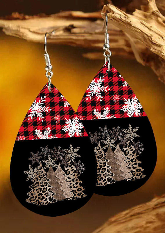 

Earrings Christmas Tree Plaid Leopard Earrings in Multicolor. Size
