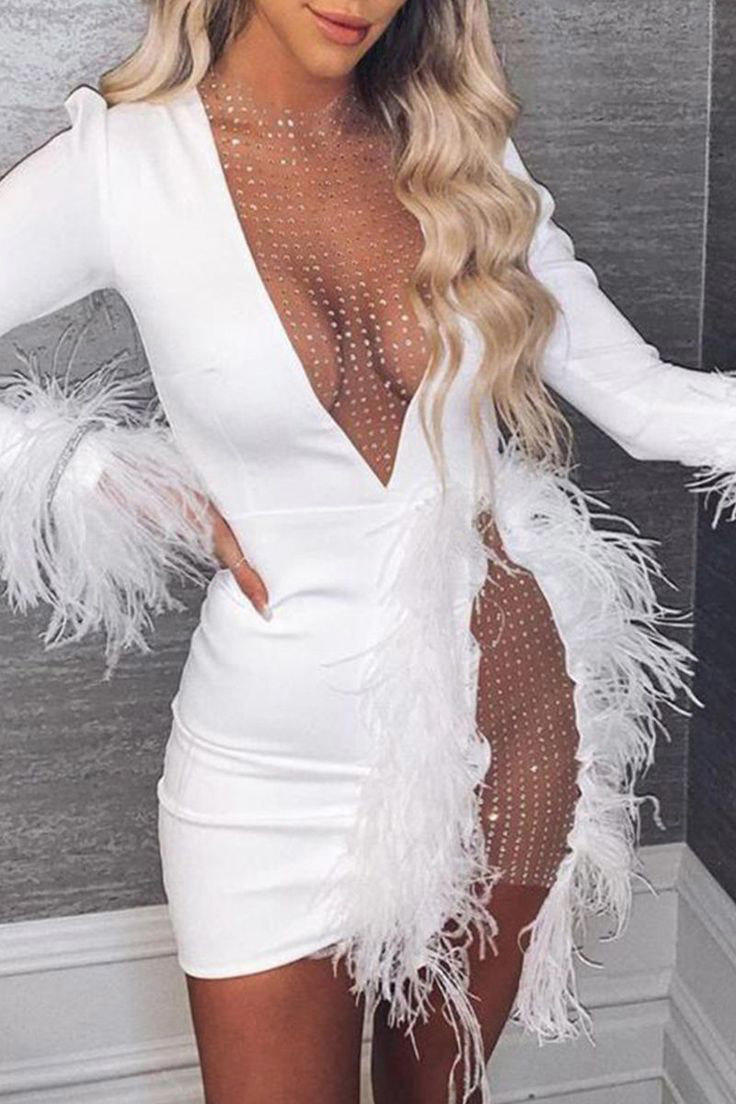 

Bodycon Dresses See-Through Feather Bodycon Dress in White. Size: ,M,L,XL