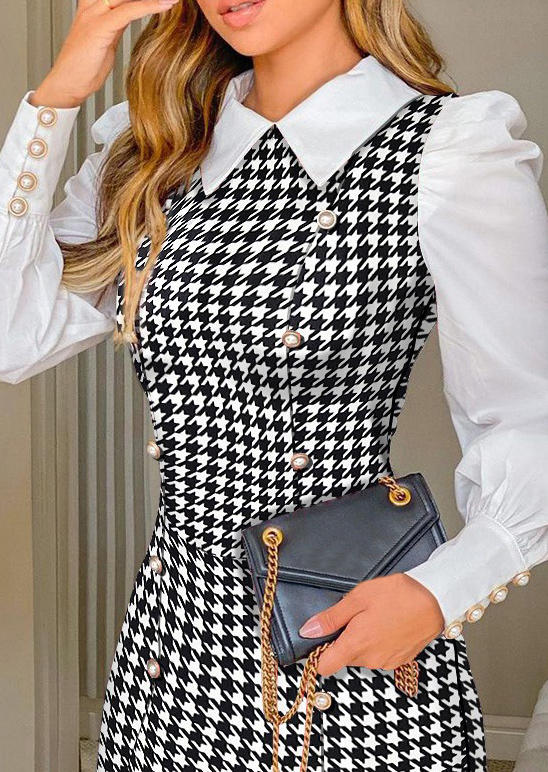 Mini Dresses Houndstooth Button Pleated Mini Dress in White. Size: M