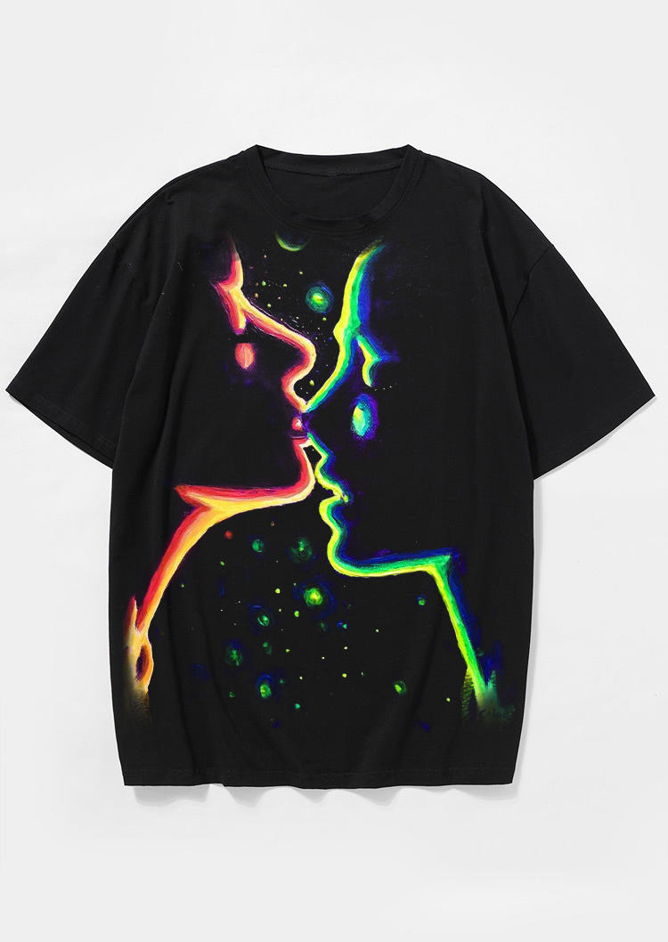 

T-shirts Tees Valentine Lovers Kiss O-Neck T-Shirt Tee in Black. Size: ,M,L,XL