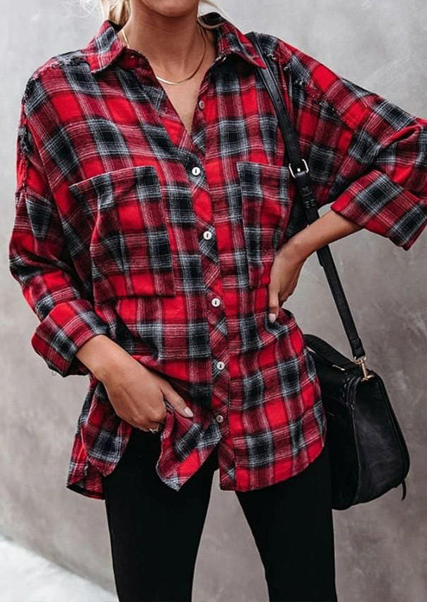 

Shirts Plaid Pocket Button Long Sleeve Shirt in Red. Size: ,M,L,XL
