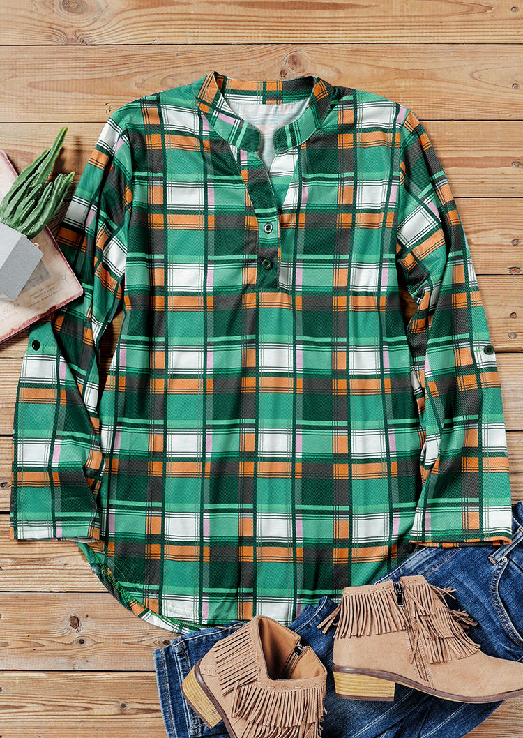 Blouses Plaid Button Long Sleeve Blouse in Green. Size: L