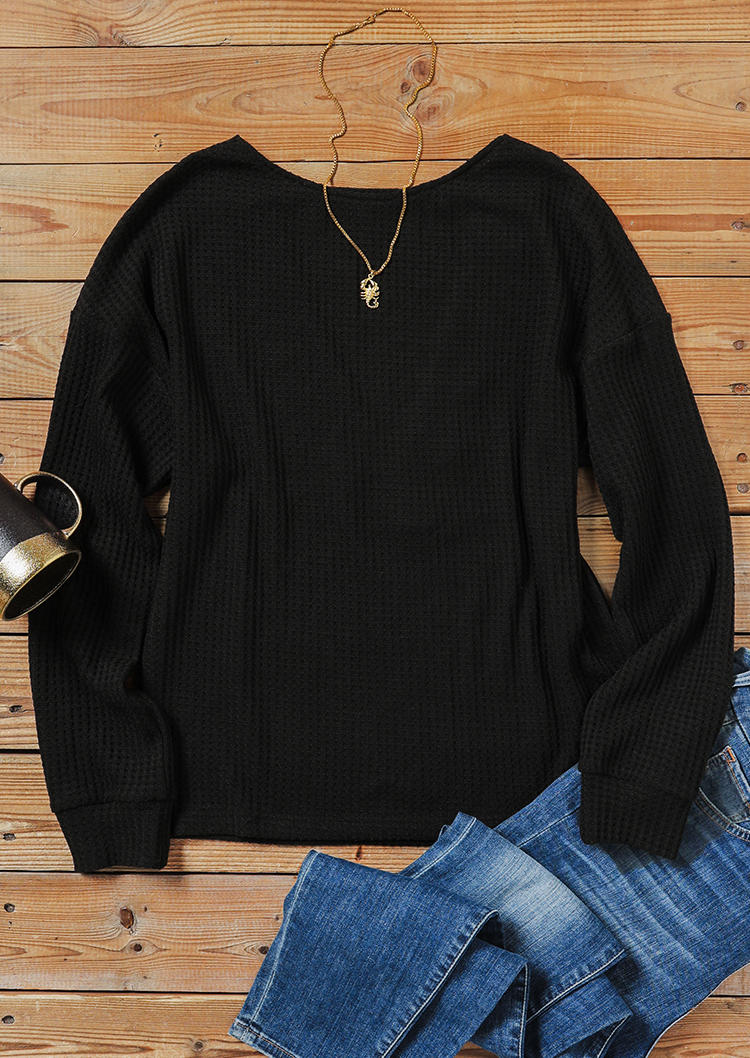 

Blouses Open Back Cut Out O-Neck Blouse in Black. Size: L,,XL