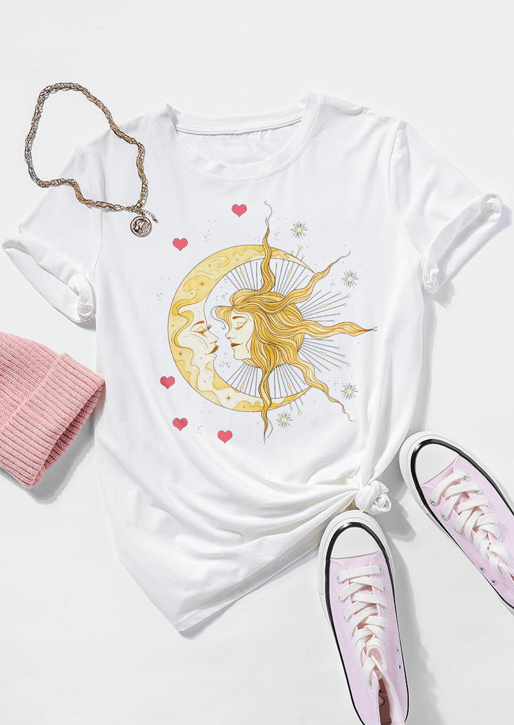 

T-shirts Tees Valentine Lovers Kiss Sun And Moon T-Shirt Tee in White. Size: ,M,L,XL