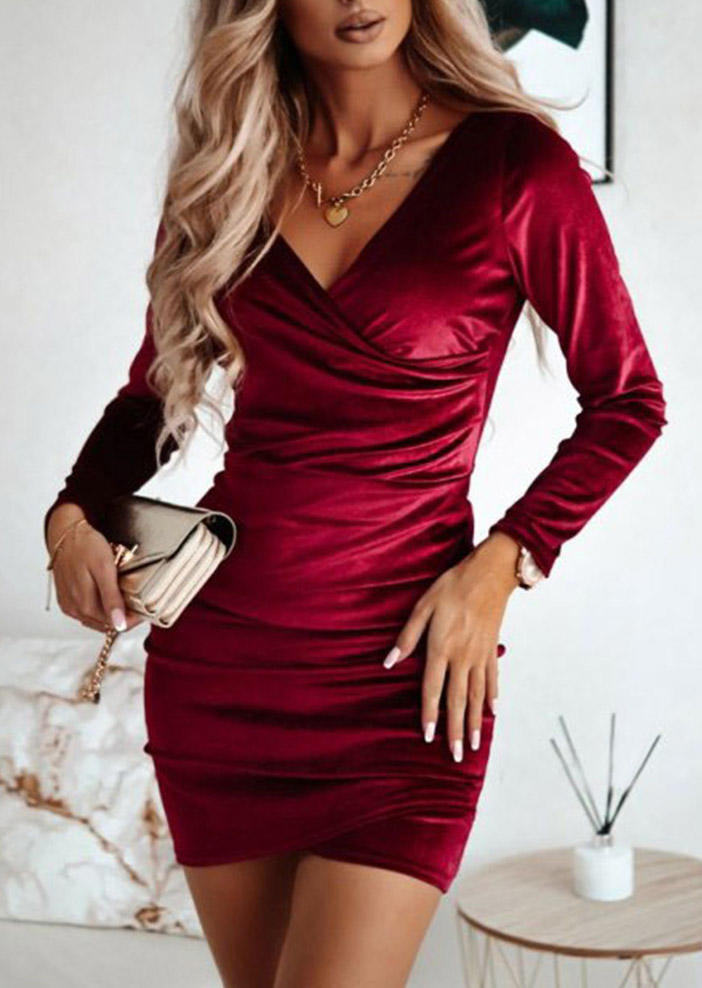 Bodycon Dresses Velvet V-Neck Bodycon Dress in Red. Size: S,M,L