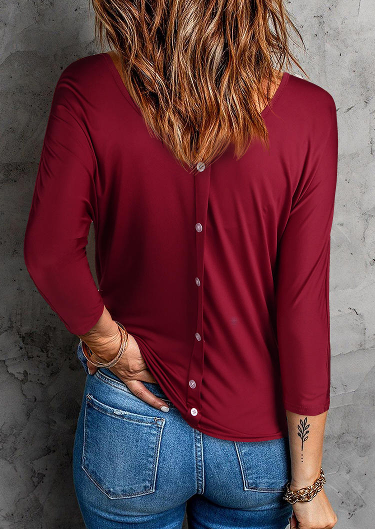 

Blouses Valentine Heart Button Blouse in Burgundy. Size: ,M,L,XL