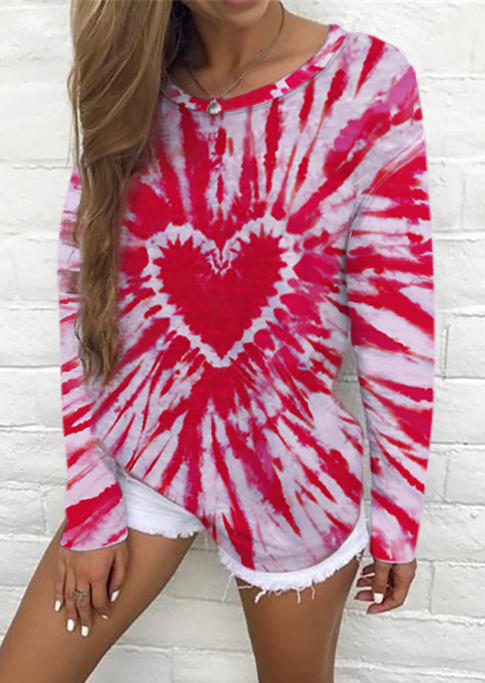 

Sweatshirts Tie Dye Heart Pullover Sweatshirt in Pink. Size: ,M,L,XL