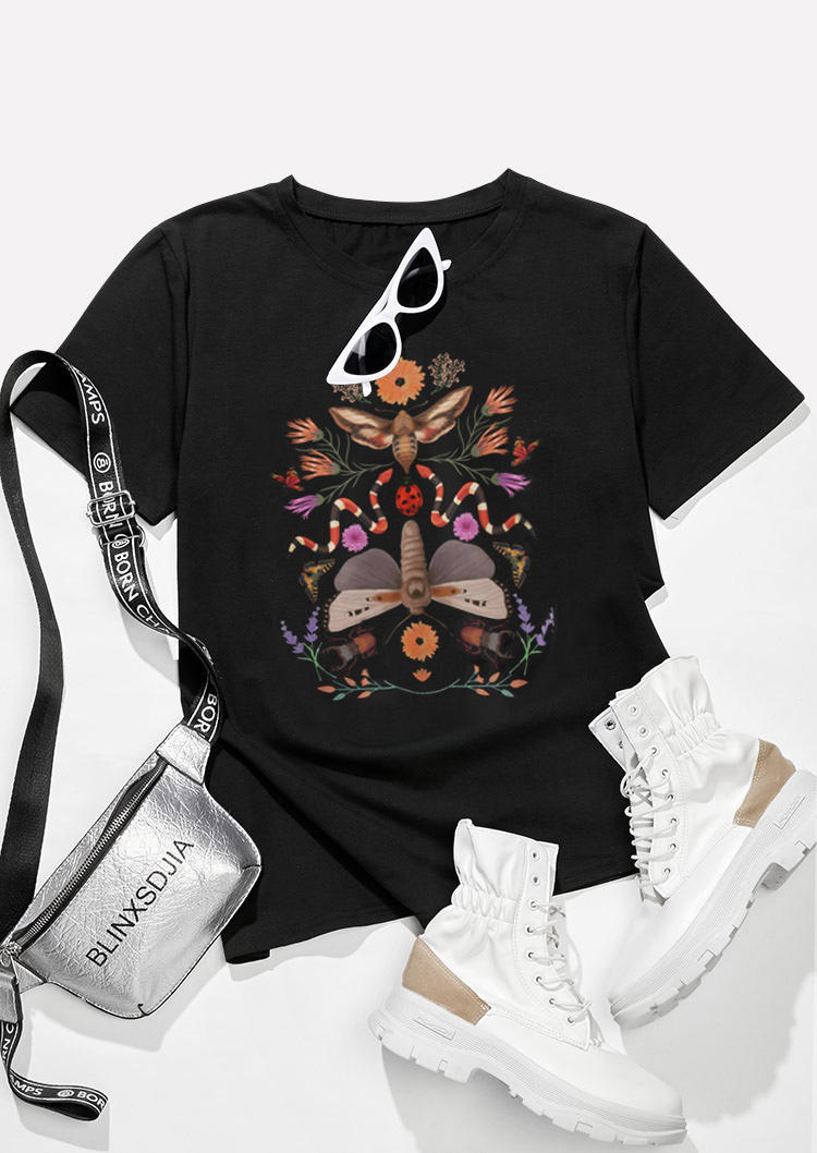 

T-shirts Tees Floral Moth O-Neck T-Shirt Tee in Black. Size: ,M,L,XL
