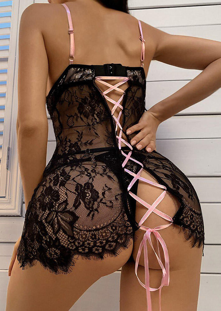 

Lingerie Lace Criss-Cross Spaghetti Strap Lingerie in Black. Size: ,M,L,XL