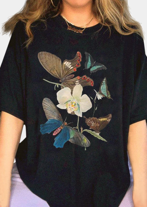 

T-shirts Tees Floral Moth Oversized O-Neck T-Shirt Tee in Black. Size: ,M,L,XL
