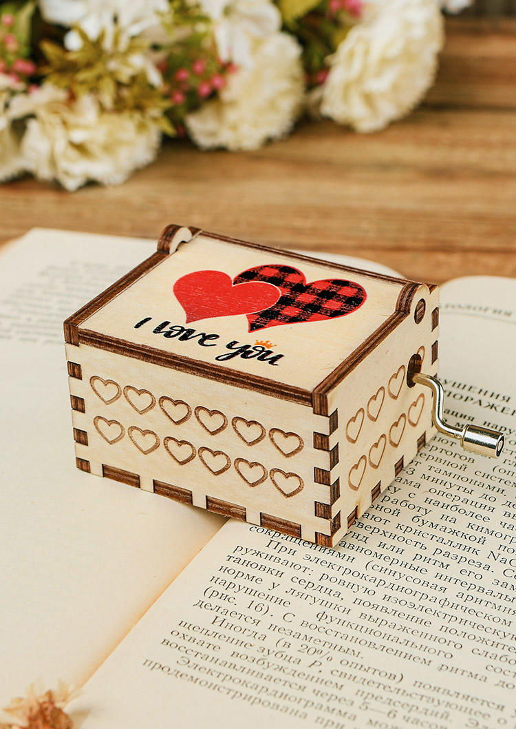 

Valentine's Day Gift Valentine Love Heart Music Box in Apricot. Size