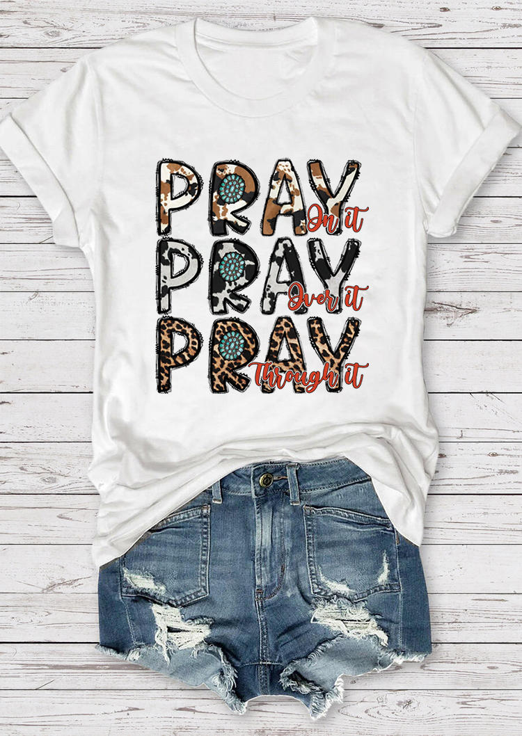 T-shirts Tees Pray Turquoise Leopard Cow T-Shirt Tee in White. Size: S,L