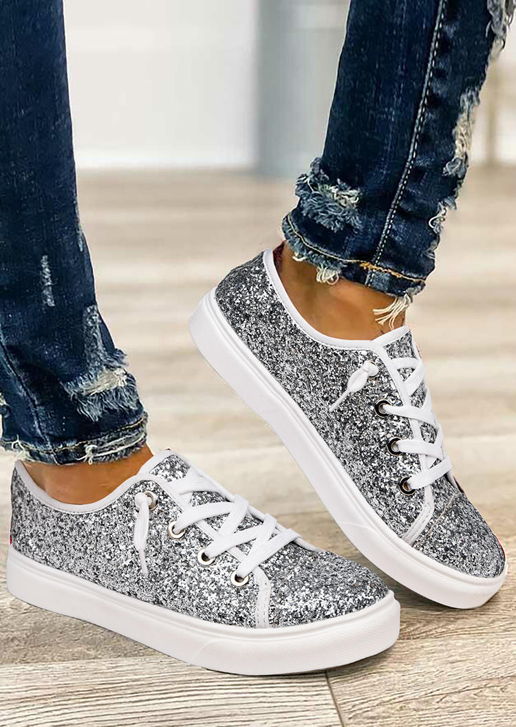 

Sneakers Sequined Lace Up Round Toe Sneakers in Silver. Size: ,38,39,40,41