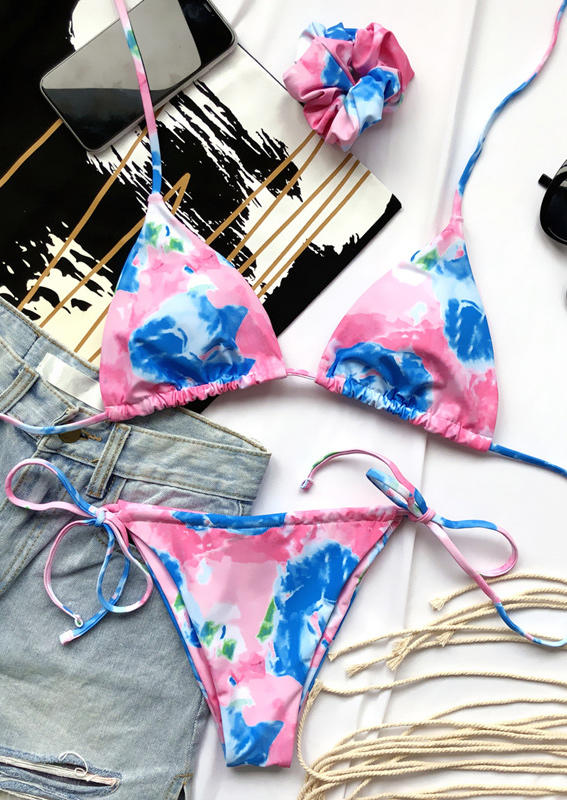 Bikini Sets Tie Dye Halter Bikini Set with Hairband in Pink. Size: L,M,S
