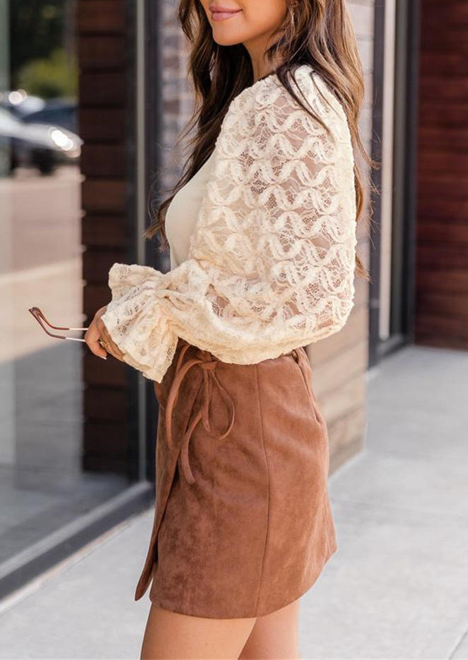 

Blouses Lace Splicing Long Sleeve Blouse in Apricot. Size: ,M,L,XL