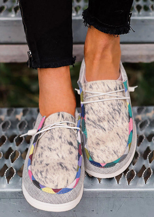 

Sneakers Lace Up Round Toe Flat Sneakers in Gray. Size