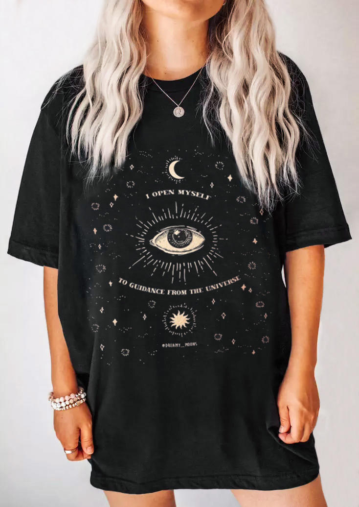 

T-shirts Tees Moon Star Eye Oversized T-Shirt Tee in Black. Size: ,M,L,XL