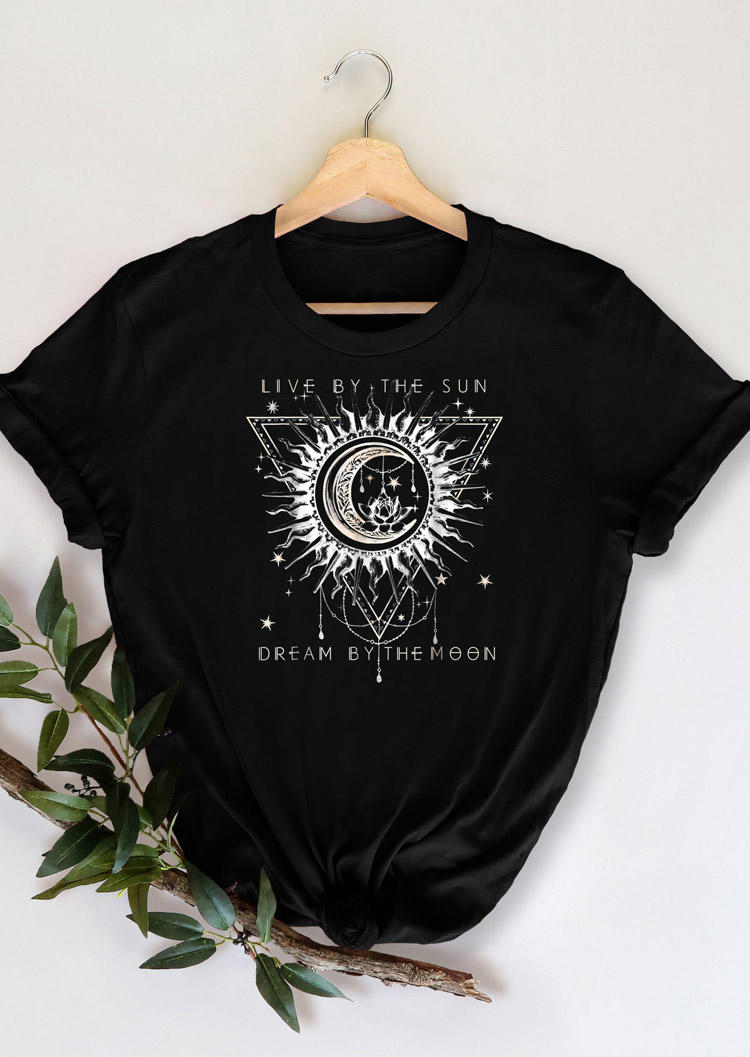 T-shirts Tees Live By The Sun Dream By The Moon T-Shirt Tee in Black. Size: S,L,XL