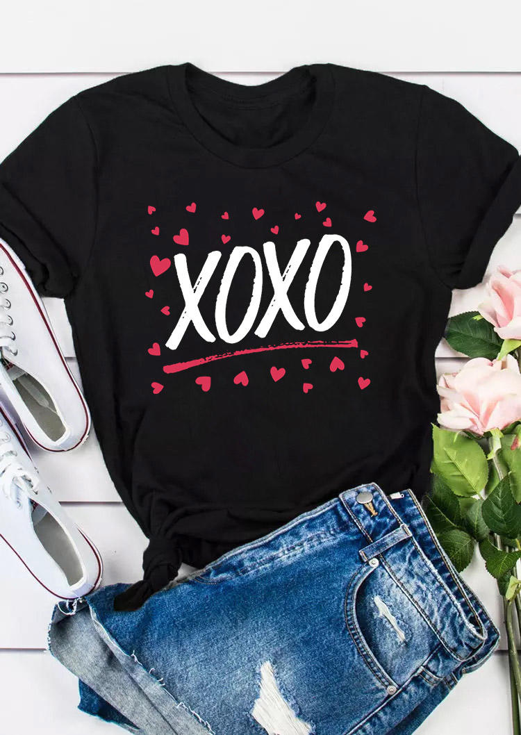 

T-shirts Tees Valentine Xoxo Heart T-Shirt Tee in Black. Size: ,M,L,XL