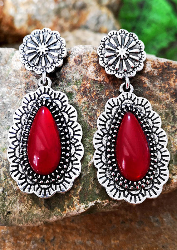 

Earrings Vintage Rhinestone Alloy Earrings in Blue,Red. Size