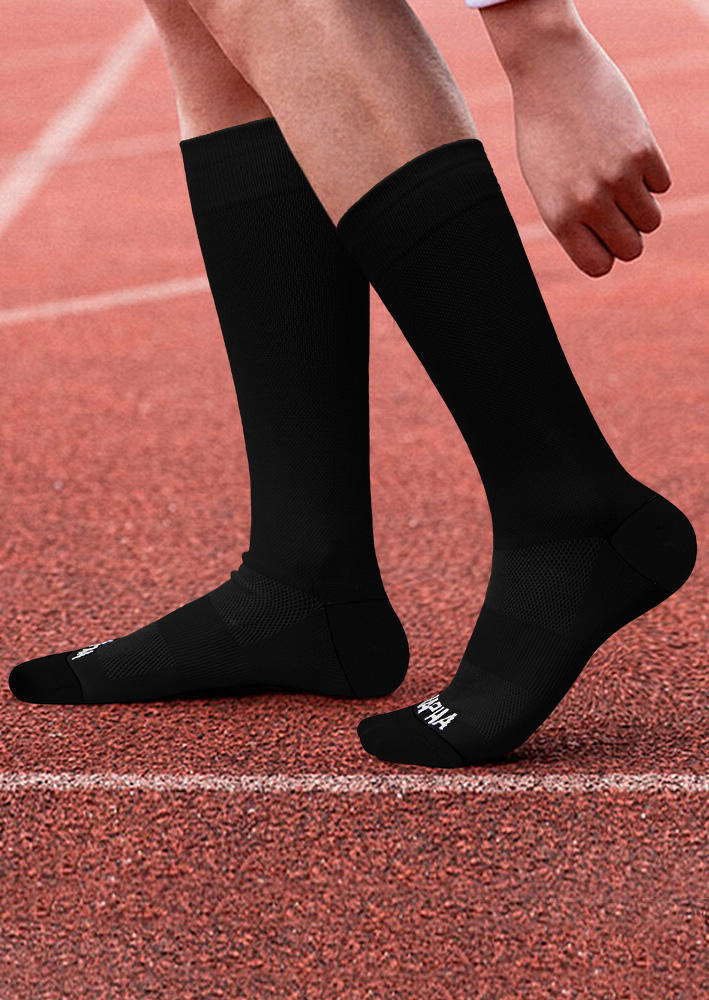 

Crew Socks Quick Dry Running Crew Socks in Blue,Orange. Size