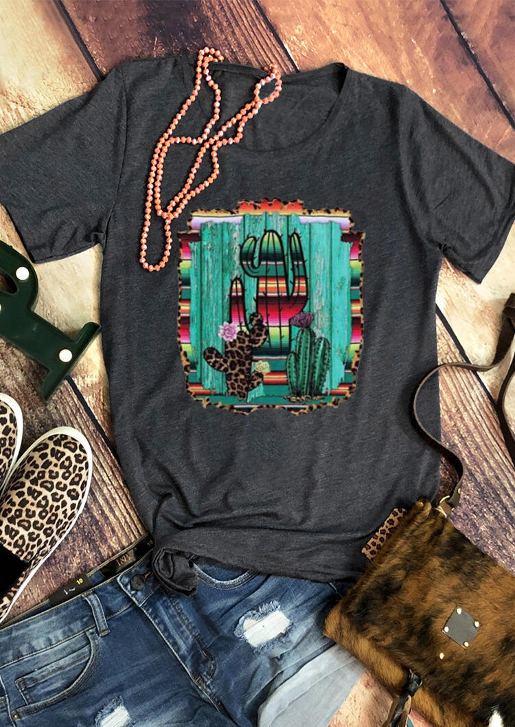T-shirts Tees Serape Cactus Leopard Western T-Shirt Tee in Dark Grey. Size: M