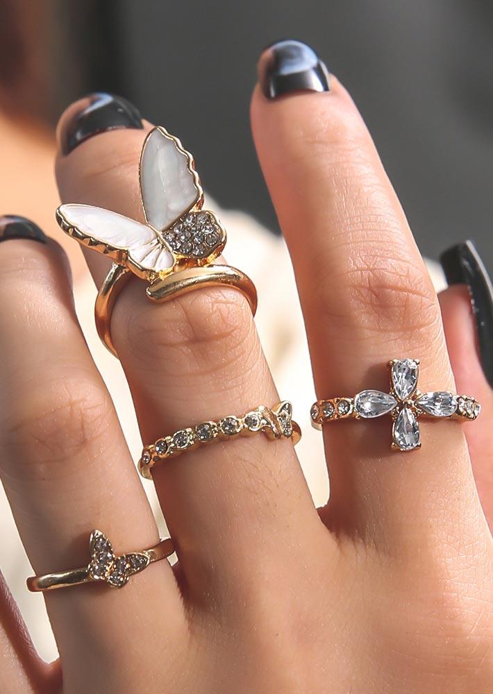 

Rings 4Pcs Rhinestone Butterfly Alloy Ring in Gold. Size