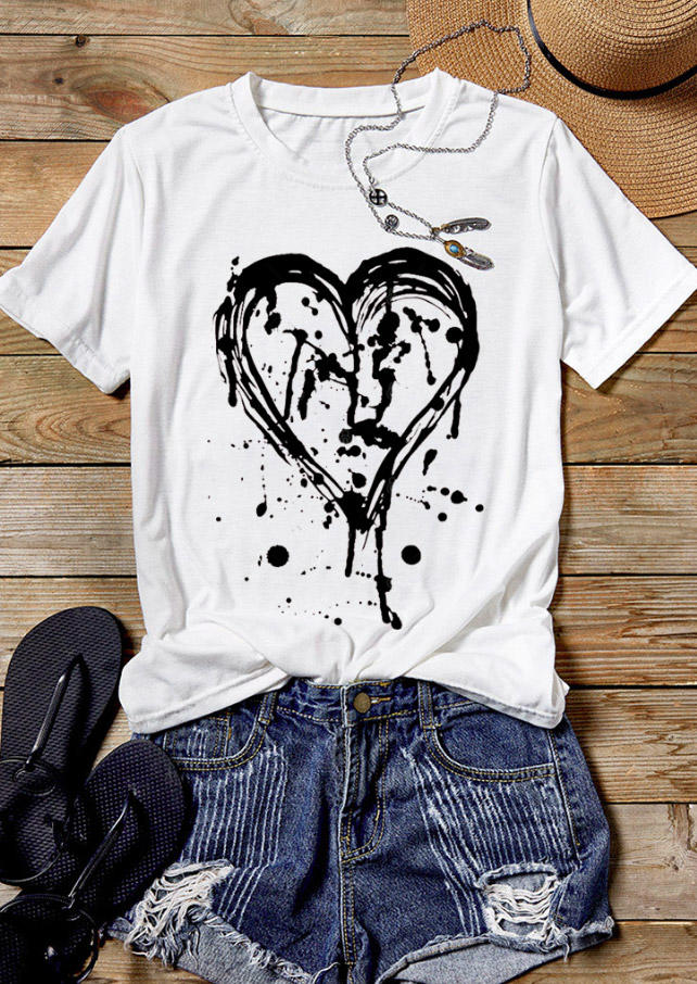 

T-shirts Tees Valentine Heart O-Neck T-Shirt Tee in White. Size: ,M,L,XL