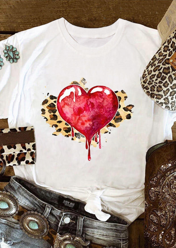 

T-shirts Tees Leopard Dripping Heart T-Shirt Tee in White. Size: ,M,L,XL