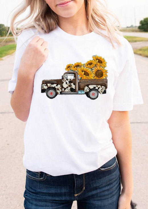 T-shirts Tees Sunflower Cow Truck T-Shirt Tee in White. Size: S
