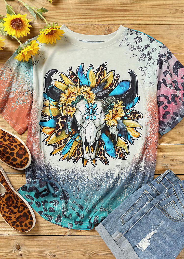 T-shirts Tees Steer Skull Sunflower Leopard Bleached T-Shirt Tee in Multicolor. Size: S,M,L,XL