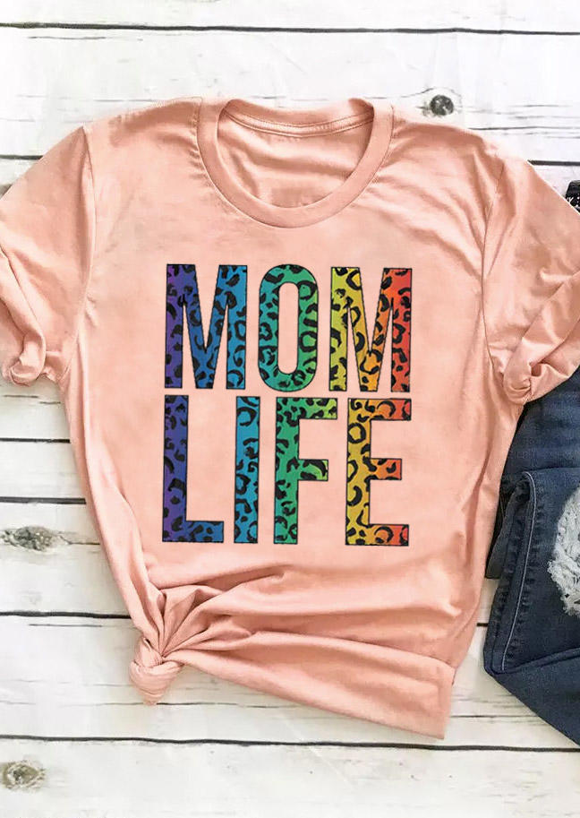

T-shirts Tees Leopard Mom Life T-Shirt Tee in Pink. Size: ,M,L,XL
