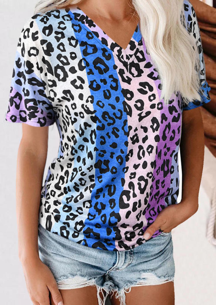 Blouses Color Block Leopard V-Neck Blouse in Multicolor. Size: L,M,S