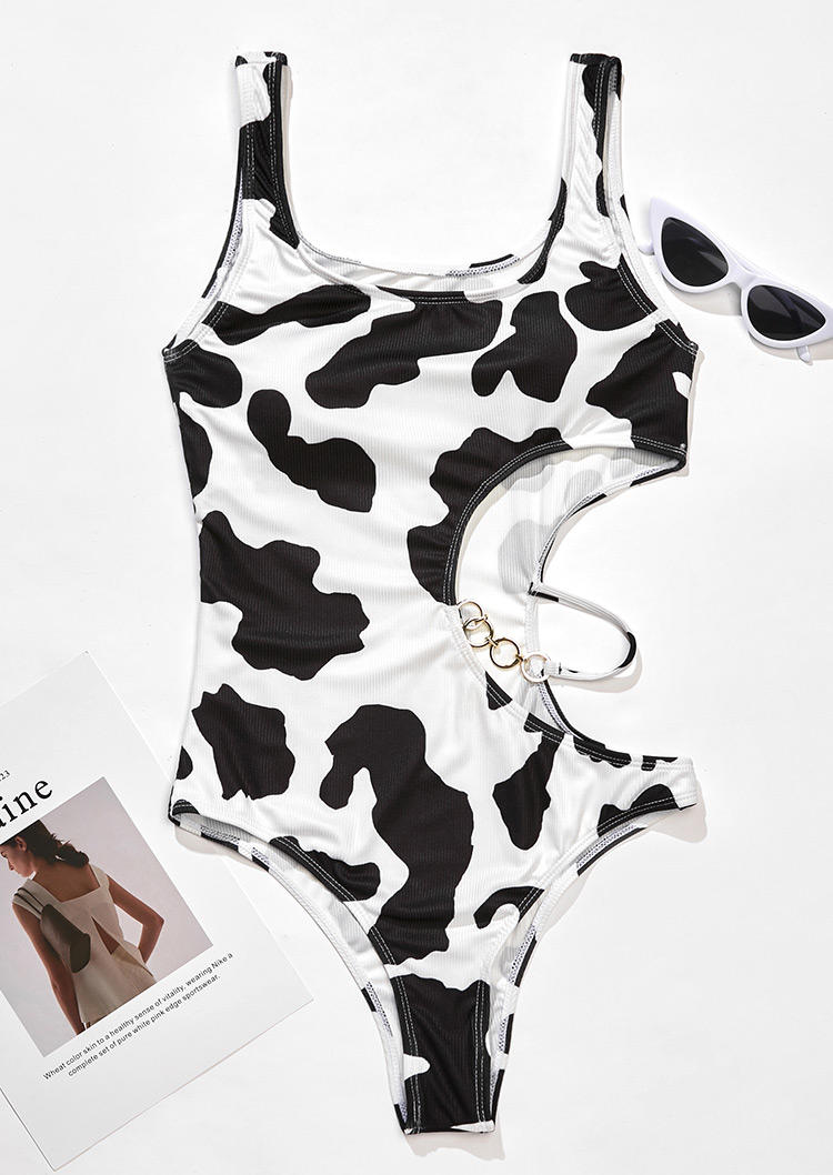 One-Pieces Swimsuit Cow Hollow Out One-Piece Bathing Suit Swimwear in White. Size: L,M,S