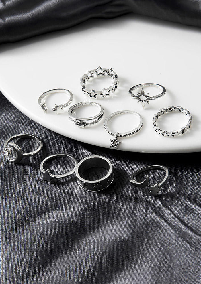 

Rings 10Pcs Star Moon Alloy Ring Set in Silver. Size