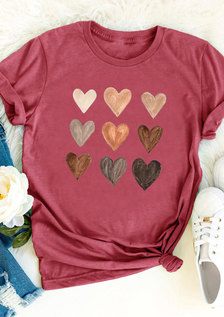 T-shirts Tees Heart T-Shirt Tee in Brick Red. Size: S,M,L,XL