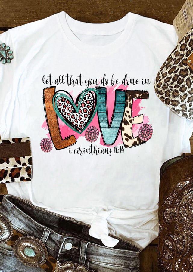 T-shirts Tees Valentine Love Leopard Heart Turquoise T-Shirt Tee in White. Size: S,M,L