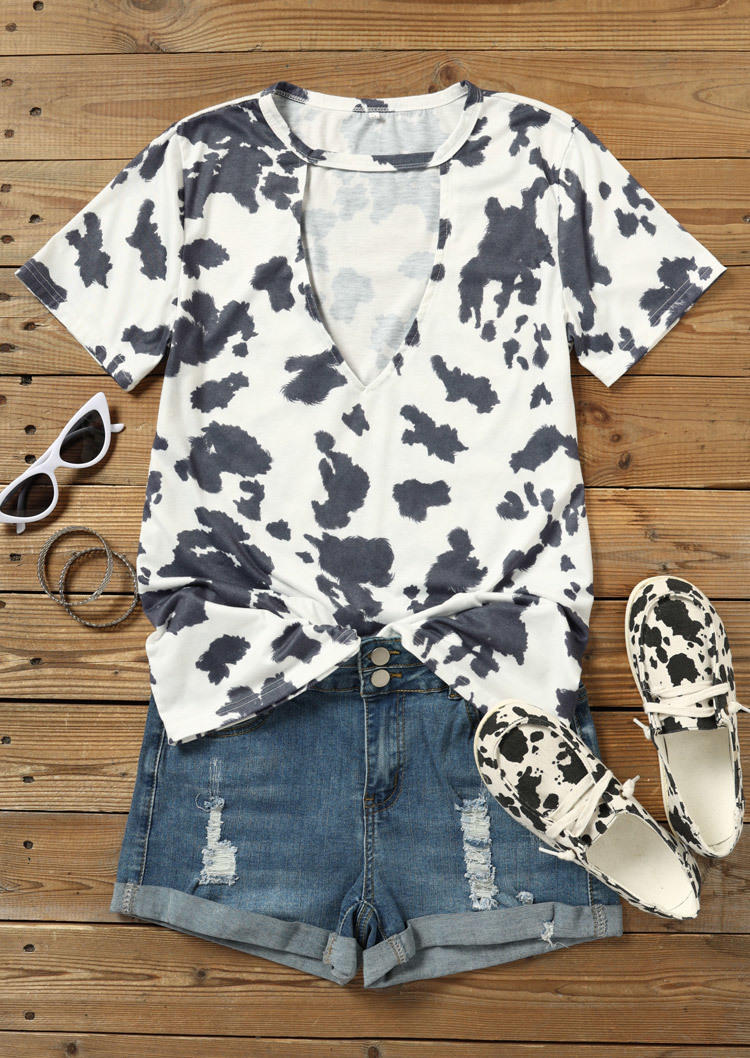 

Tank Tops Cow Cut Out Short Sleeve Blouse without Black Camisole in Multicolor. Size