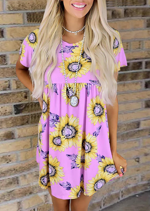 

Mini Dresses Sunflower Short Sleeve O-Neck Mini Dress in Purple. Size: ,M,L,XL