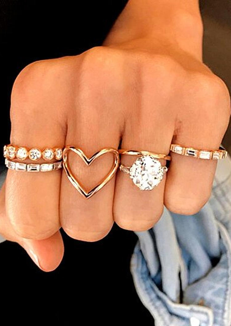 Rings 5Pcs Heart Rhinestone Alloy Ring Set in Gold. Size: One Size