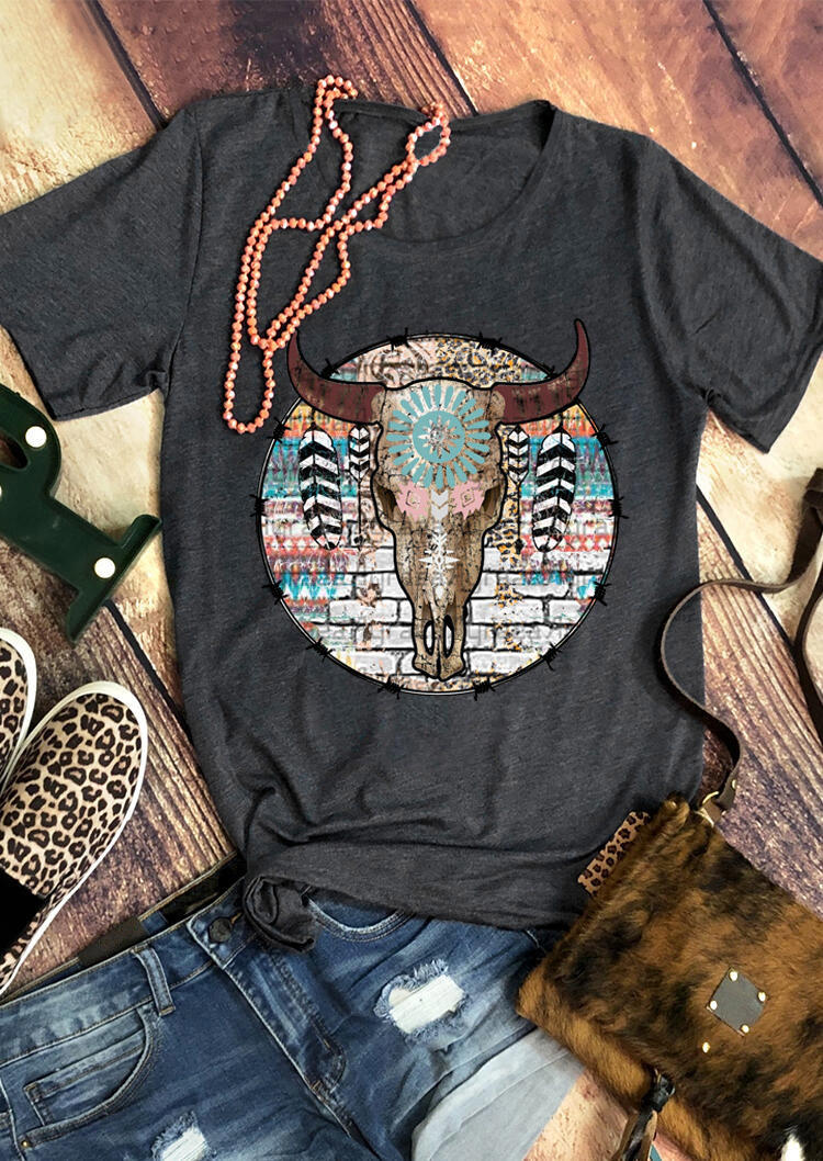 T-shirts Tees Vintage Steer Skull Rodeo Feather T-Shirt Tee in Dark Grey. Size: L