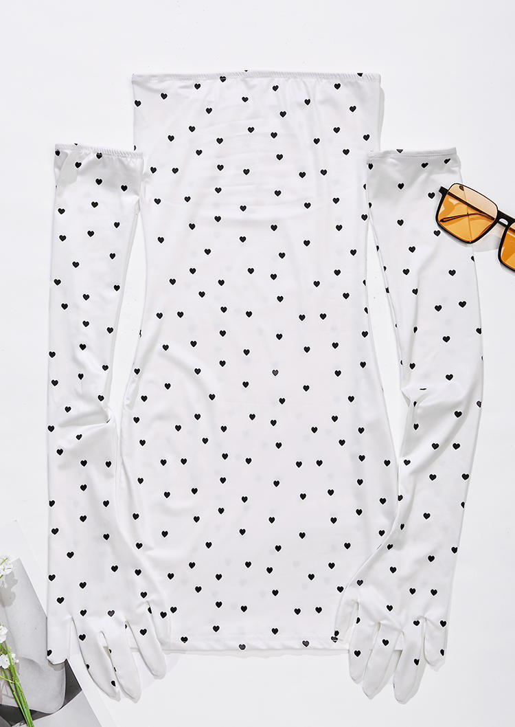 

Bodycon Dresses Love Heart Strapless Bodycon Dress with Gloves in White. Size: ,M,L
