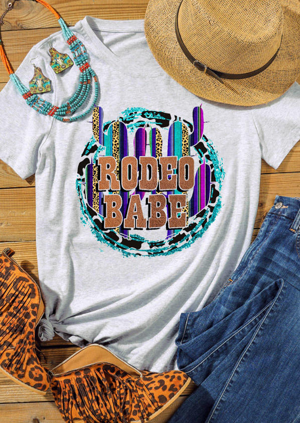 

T-shirts Tees Rodeo Babe Leopard T-Shirt Tee in Light Grey. Size: ,M,L,XL