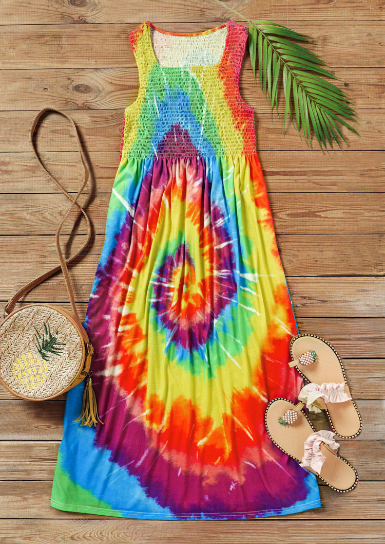 Maxi Dresses Tie Dye Smocked Sleeveless Maxi Dress in Multicolor. Size: L,M,S