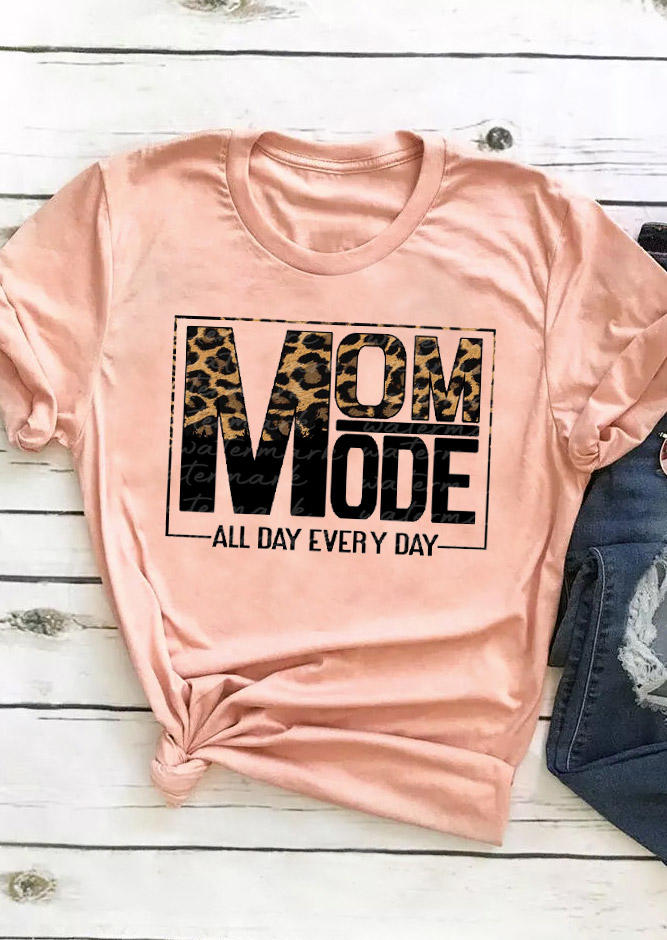 

T-shirts Tees Leopard Mom Mode All Day Everyday T-Shirt Tee in Pink. Size: ,M,L,XL