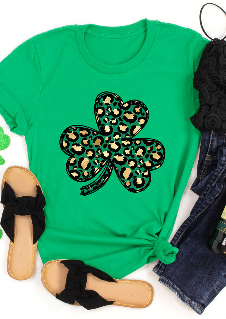 

T-shirts Tees St. Patrick's Day Leopard Shamrock T-Shirt Tee in Green. Size: ,XL