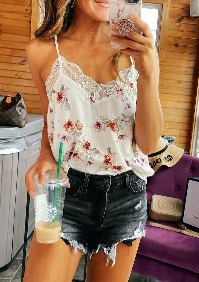 Tank Tops Lace Splicing Floral Casual Camisole in White. Size: L,M,S