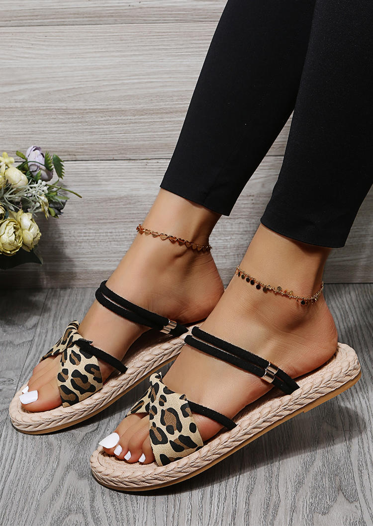 

Sandals Leopard Slip-On Flat Sandals in Leopard. Size: 37,,39