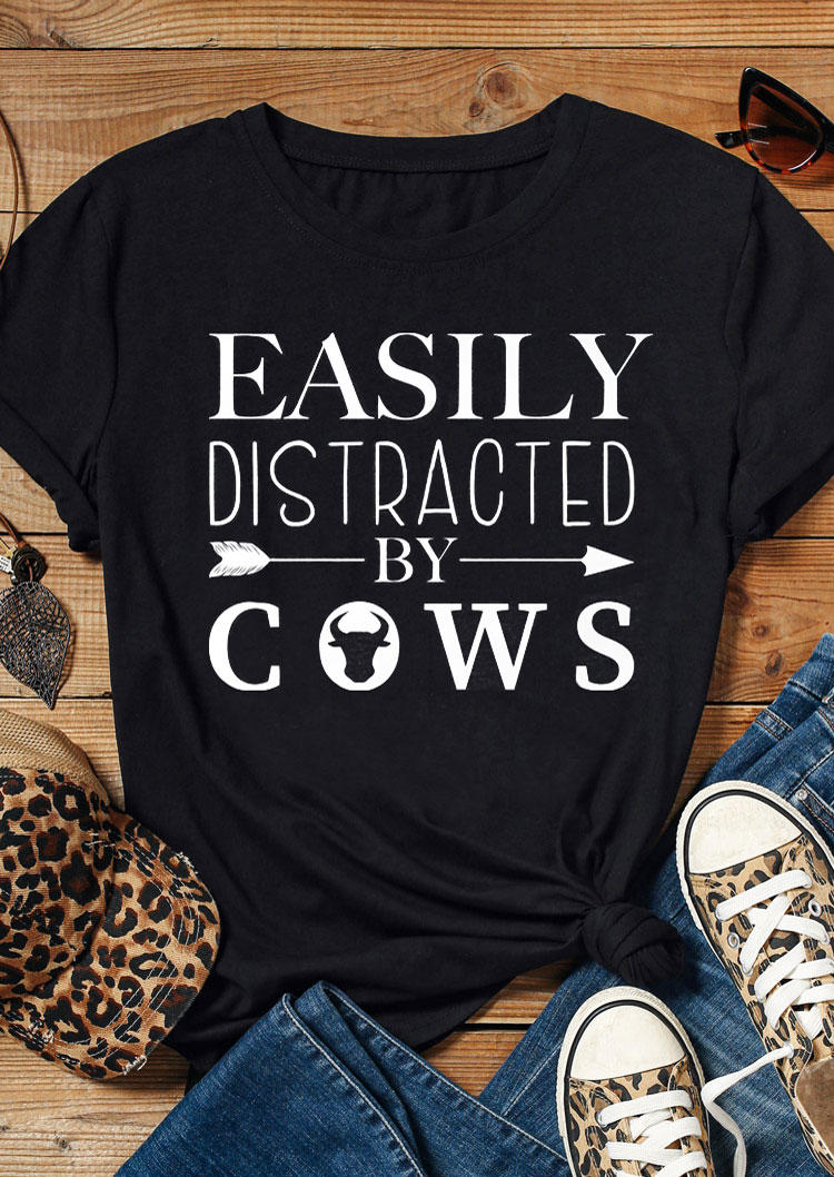 T-shirts Tees Easily Distracted By Cows Steer Skull Arrow T-Shirt Tee in Black. Size: S,M,L,XL