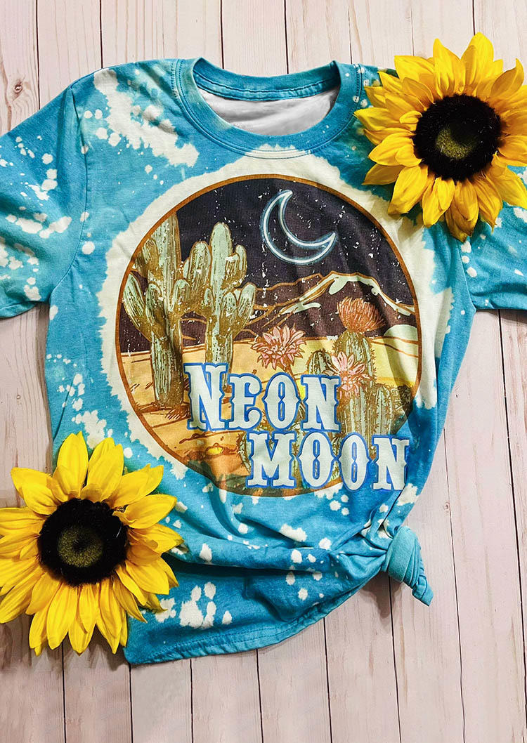 

T-shirts Tees Neon Moon Cactus Floral Bleached T-Shirt Tee in Sky Blue. Size